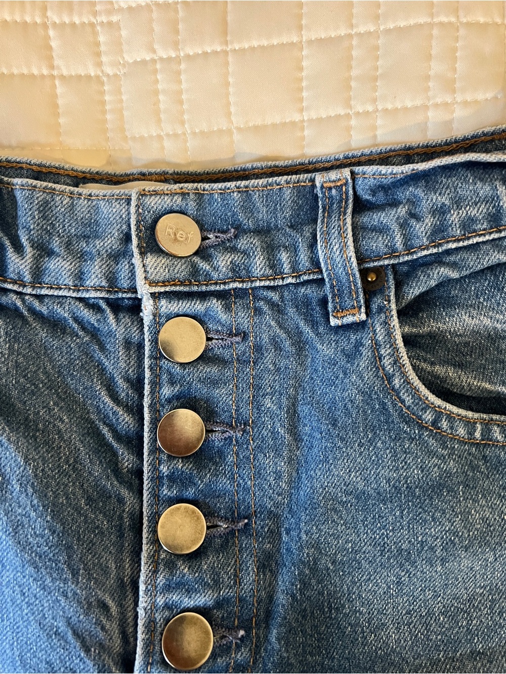 Reformation Cynthia Button fly  High-Rise straight Jeans